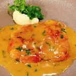 トラットリア・ラ・カパンナ - イタリア産子牛ロースと生ハムのサルティンボッカ