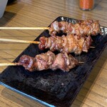 炭火焼き鳥 かしわ屋 治兵衛 - おやどり　とりもつ