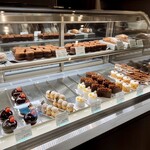 BASCULE - ショーケース