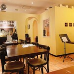 トラットリア・ラ・カパンナ - 内観