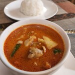 タイ料理ぺっぽい - マッサマンカレー