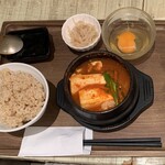 スマイル キッチン - 海鮮スンドゥブ玄米定食