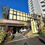 ボン・ファム - 外観