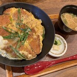 伝統自家製麺 い蔵 岡本店 - 熟成だしのカツ丼