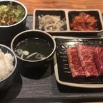 Yakiniku Yansando - 