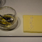 La vida - オリーブオイルとバターに塩