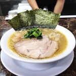 自家製麺 ら～めん かり屋 - 横浜とんこつら～めんかり家