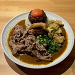 吉田カレー  - ミックス 小・アチャール・松阪ポークもも煮込み・松阪ポーク切り落とし煮込み・白菜ぶたじるうどん（限定）