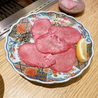 肉亭ふたご iki 新宿店 - 
