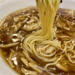唐庄酒家 - 麺リフト
