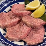 焼肉屋 金太郎 - 