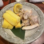 Shimokitazawakko Izakaya Toritonkun - 燻製チーズ429円、燻製とりもも429円