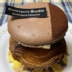 ブーランジェリー スドウ - ショコラマカロンとバナナを合わせたデニッシュ
