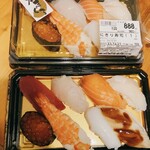 ジャパンミート生鮮館 - 毎年大晦日はお寿司を食べます♪今日はいつも買い物してるジャパンミートのお寿司！(+蕎麦と焼肉丼も食べました笑)大晦日、いつもより店内混んでるしお惣菜も品切れが多かったです〜！(ˣ˷ˣ)