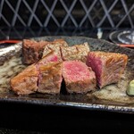 肉割烹 光 - A5ランクイチボ ・サーロイン食べ比べ