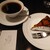 マリーローランサン喫茶店 - 料理写真:コーヒーとアプリコットタルト。