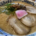 Kodawari No Tagura Ramen - とんこつラーメン　大盛り
                        麺の硬さ普通で注文しました
