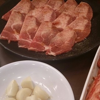 テーブルオーダーバイキング 焼肉 王道_2