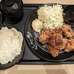 伝説のすた丼屋 - 