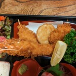 とんかつ割烹 やすいみ～と - 