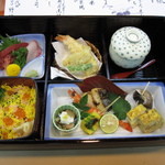 Chiyoda Yoshinozushi - 松花堂弁当