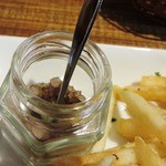 Bistro flat - ('13/12)岩塩をパラパラやると肉の味が一層引き立ちます