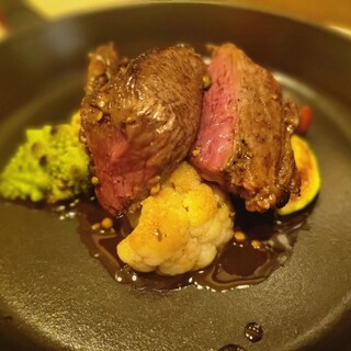 ビストロ デ トロワ_0