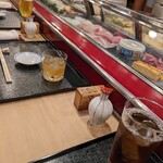 吉乃寿司 - カウンター席　大将の前にご案内頂きました