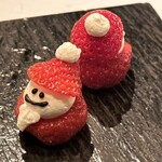 TRATTORIA CREATTA - いちごサンタ