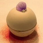 TRATTORIA CREATTA - ピスタチオのムースとあまおう苺のジェラートとマリネ ヴァシュラン仕立て