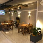 Kafe Dainingu Saiun - 店内