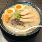 とんこつ拉麺 漣 - 特さざなみ