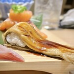 Ganso Bucchigiri Zushi Uoshin - 元祖ぶっち切り寿司盛り合わせ あなご