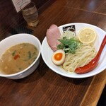 らーめん 也 - 牡蠣つけ麺※限定