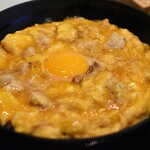 とん唐てん - 一黒軍鶏匠み炙り親子丼