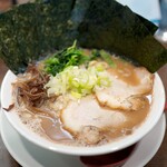 うまいヨゆうちゃんラーメン - 料理写真: