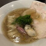 自家製麺 牡蠣工房 Uguisu - 料理写真: