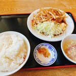 ラーメン黄金 - 