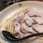 麺や輝 - チャーシューつけ麺大盛り