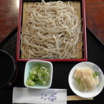 四季味亭くさか - ざるそば（真上）