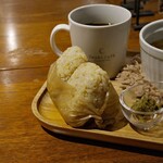 Tsuki Cafe - 