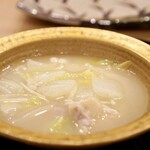 名古屋コーチン割烹 鳥ふく - 極み鍋スープで炊いたお野菜とお肉