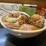 一条流がんこ総本家分家四谷荒木町 - ⭐️夜光貝らーめん25Kg塩or◎醤油¥1.200
      ⭐️味玉(半熟)¥100