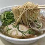 たかばしラーメン - 麺リフト　ストレート細麺