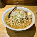 Mamba Ken - 辛味噌ラーメン(バター) 1020円