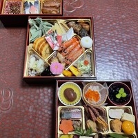 はり清 - 解凍後のおせち実物