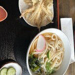 手打ちうどん 自遊席 - 