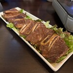 ルッカ - 骨付きカルビ