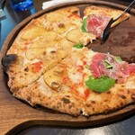 ナミヘイピザ - 