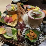 ホテル鹿の湯・花もみじ - お造り（中トロ　しま鯵　サーモン　紅葉鯛　雲丹　牡丹海老）